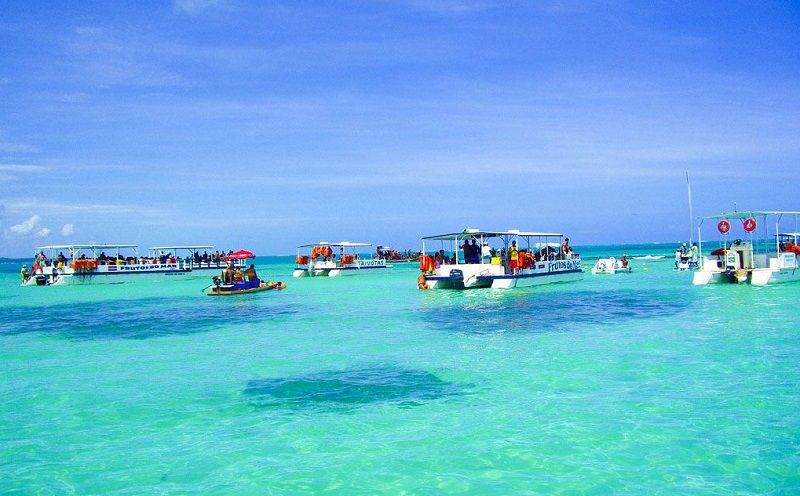 Beleza cinematográfica de piscina natural em Maceió Beleza cinematográfica de piscina natural em Maceió