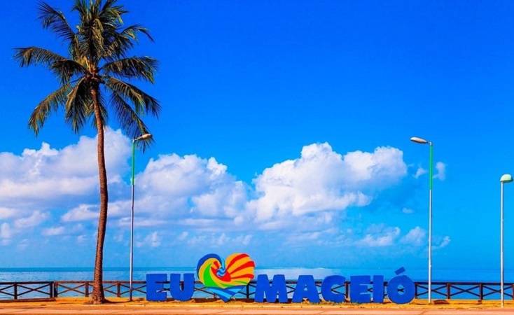 Praia de Ponta Verde em Maceió Praia de Ponta Verde em Maceió