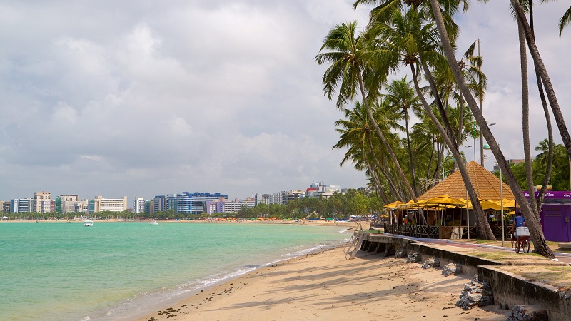 Informações sobre a praia de Ponta Verde em Maceió Informações sobre a praia de Ponta Verde em Maceió