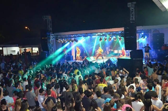 Axé Moi em Porto Seguro de noite Axé Moi em Porto Seguro de noite