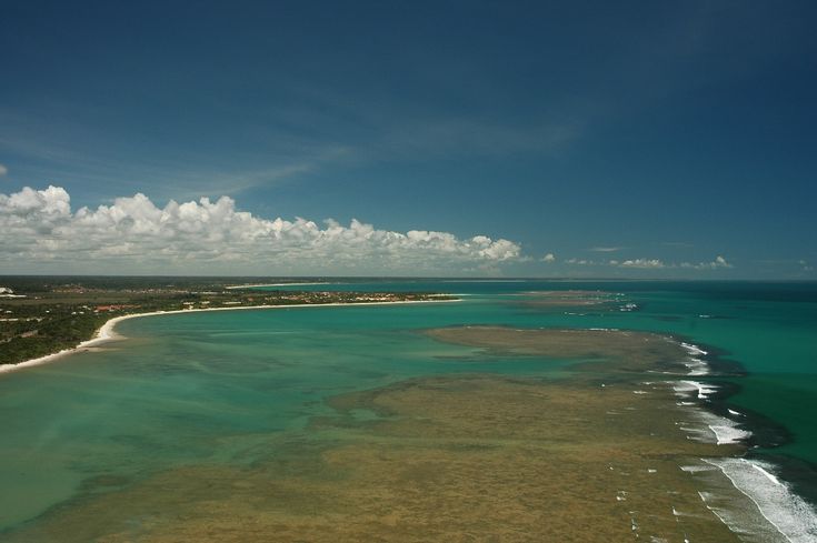 Mar cristalino da praia de Santa Cruz de Cabrália Mar cristalino da praia de Santa Cruz de Cabrália